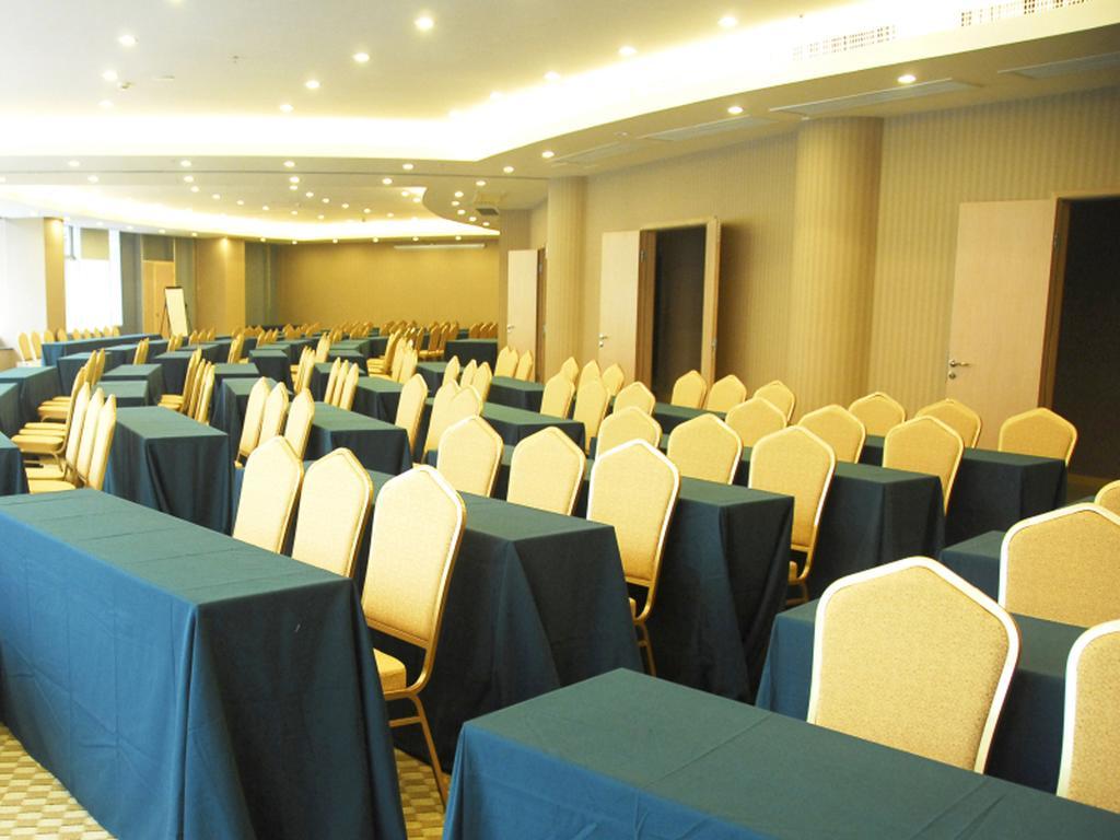 Days Inn Guangzhou Exterior photo