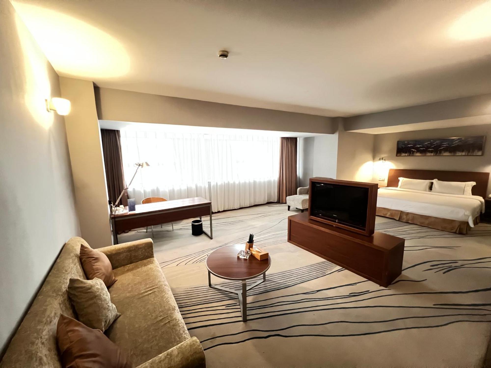 Days Inn Guangzhou Exterior photo