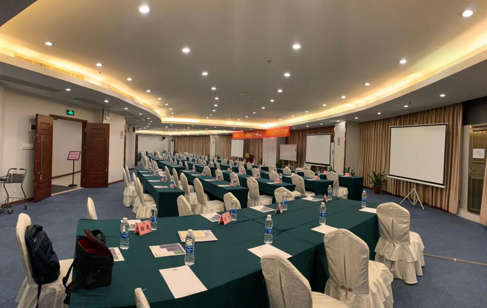 Days Inn Guangzhou Exterior photo