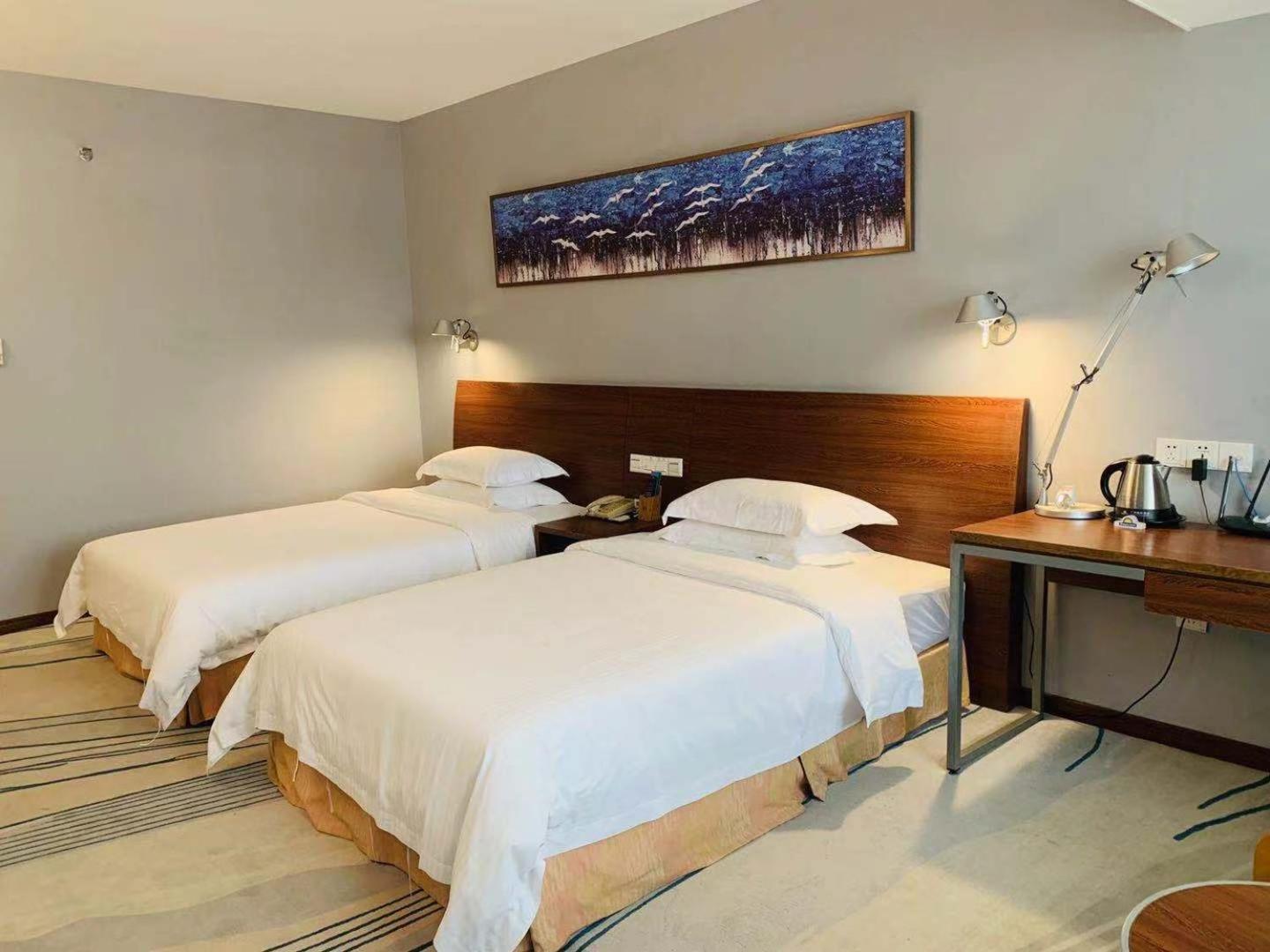 Days Inn Guangzhou Exterior photo
